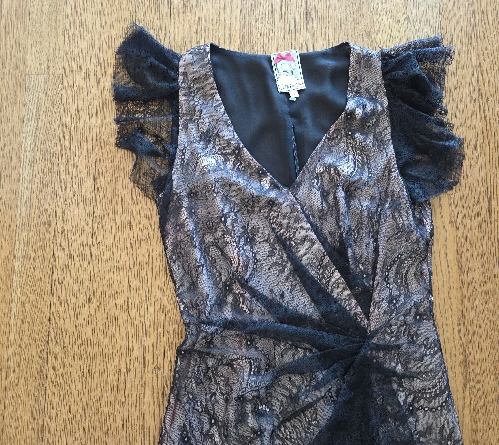 💙Yoana Baraschi Black Lace Overlay Dress - Picture 11 of 15